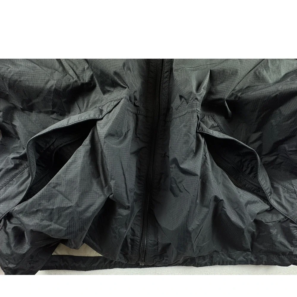 The North Face HyVent 2.5L Rain Jacket Mens Large Black Ripstop Hooded